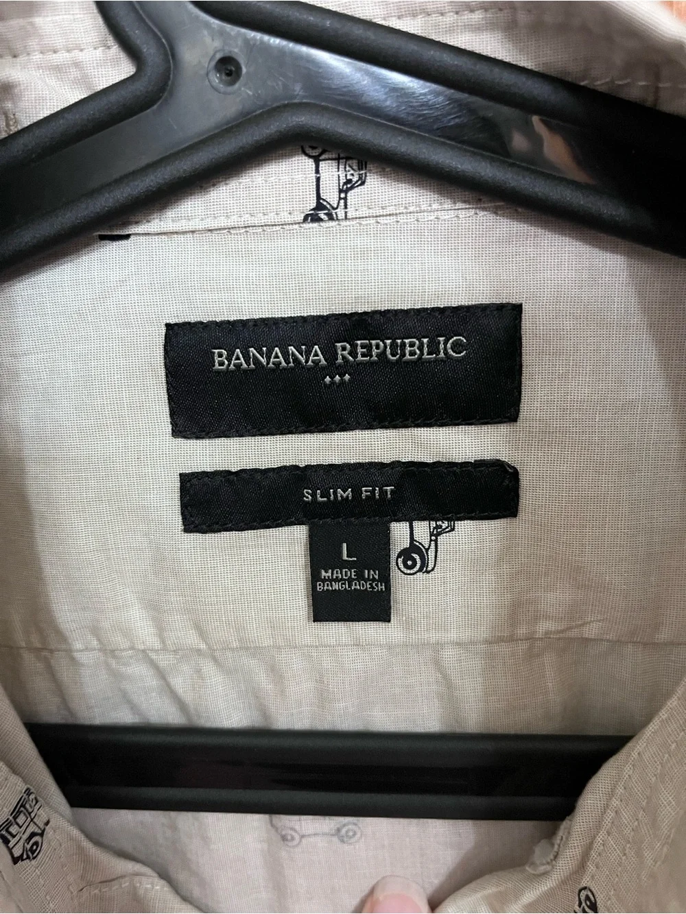 Banana Republic Men’s Short-Sleeve Printed Button-Up Shirt - Cream with cars